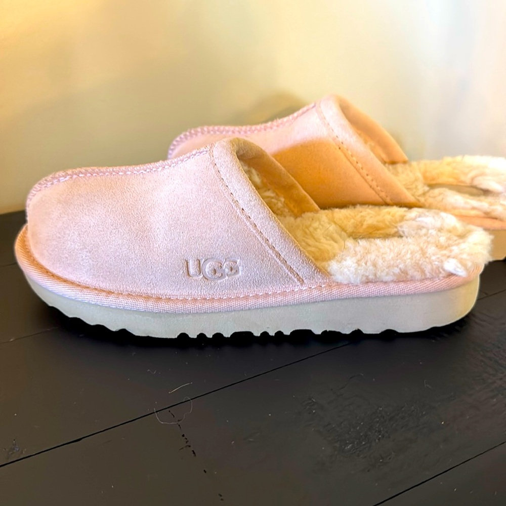 UGG slippers. Pink. Youth size 1.